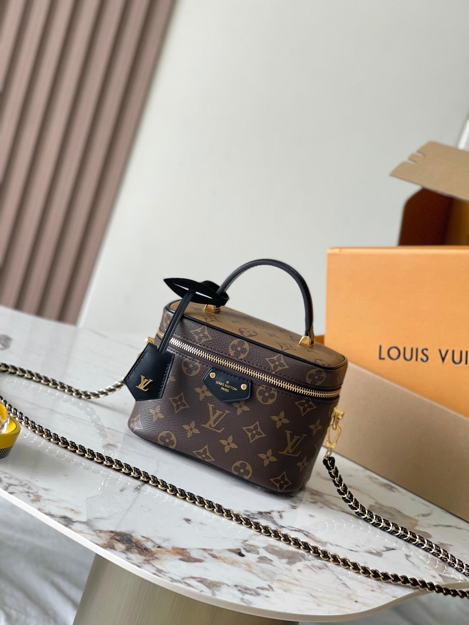 VANITY CHAIN POUCH - M47128