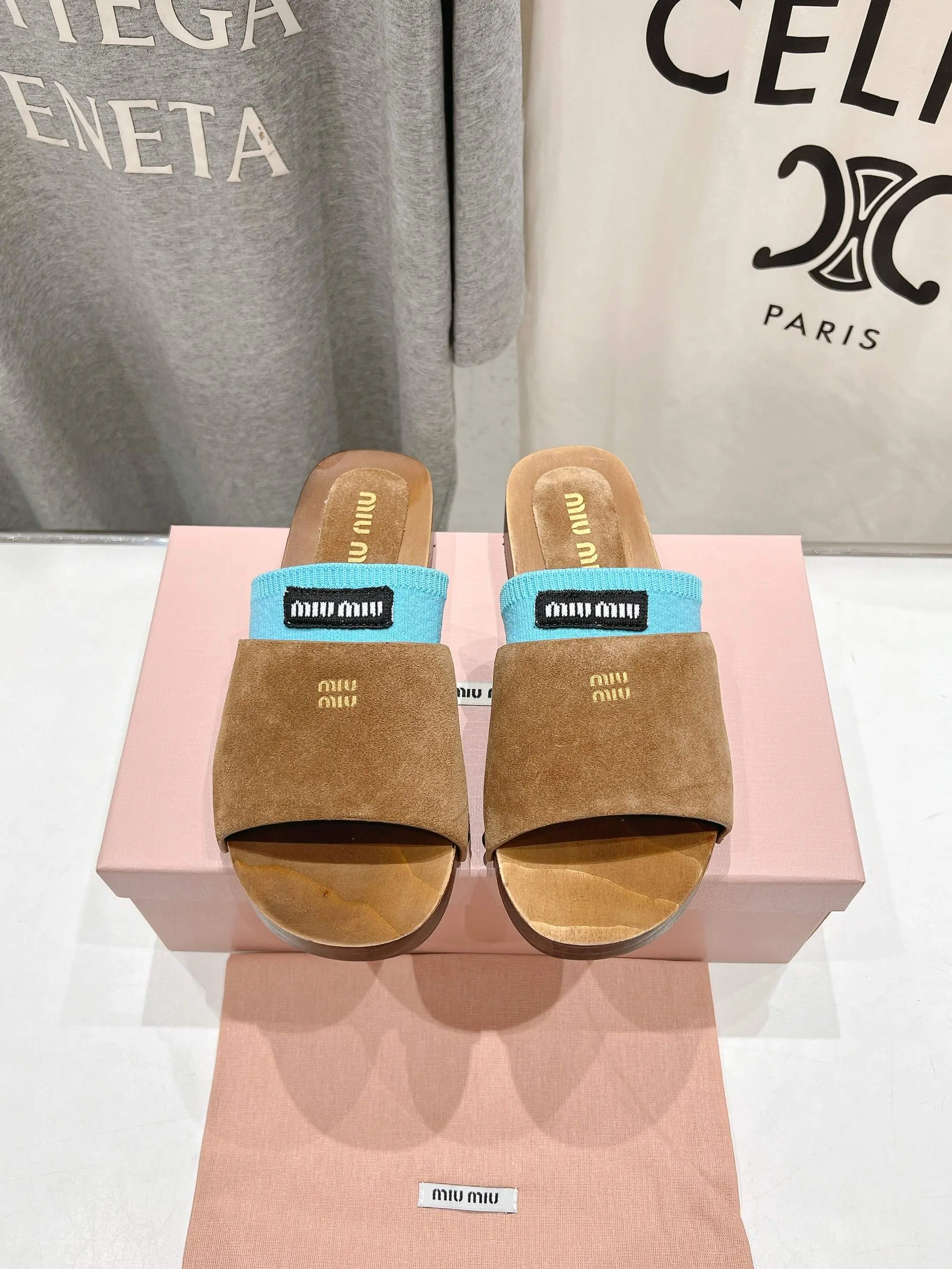 Dép Miumiu