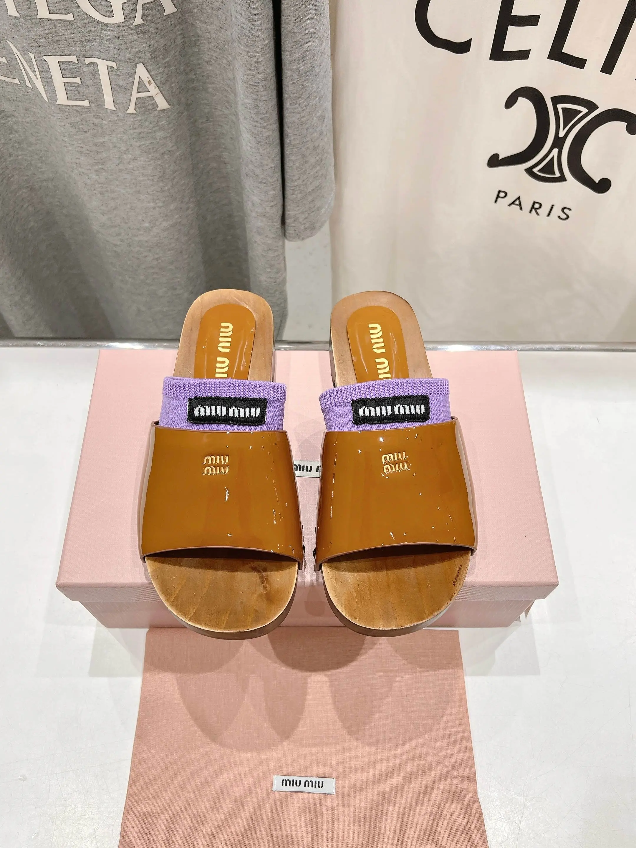 Dép Miumiu