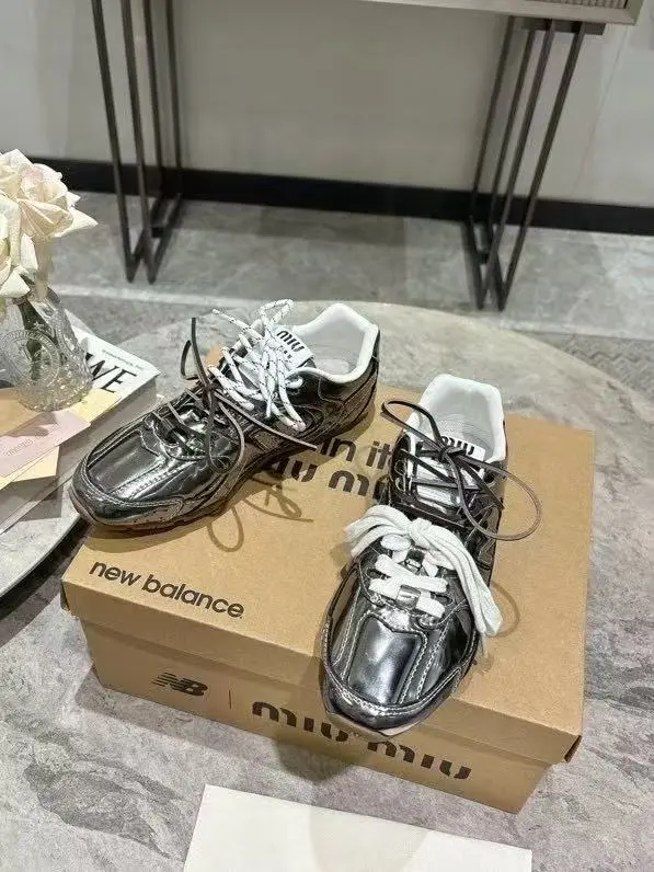 Giày Miumiu
