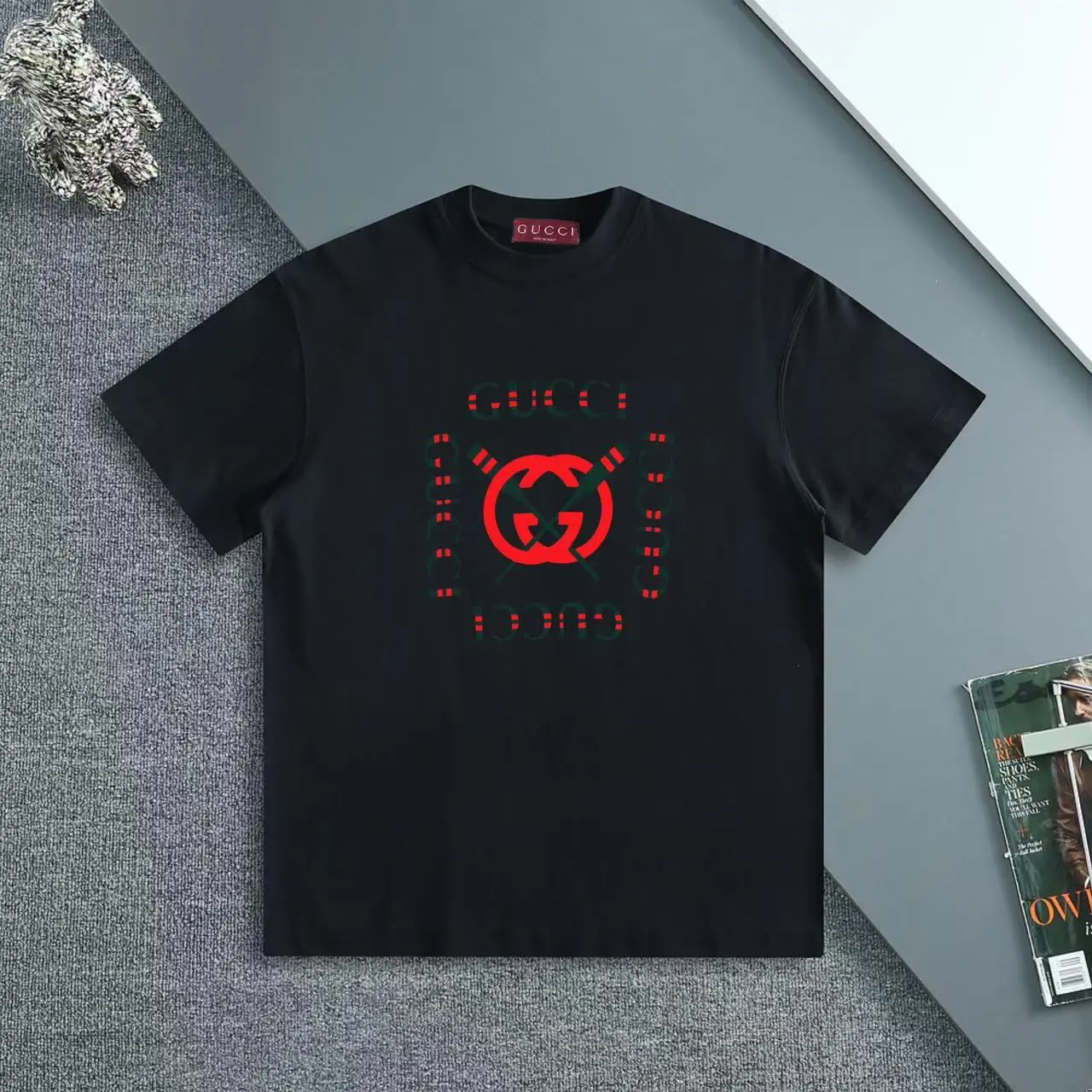 Phông Gucci