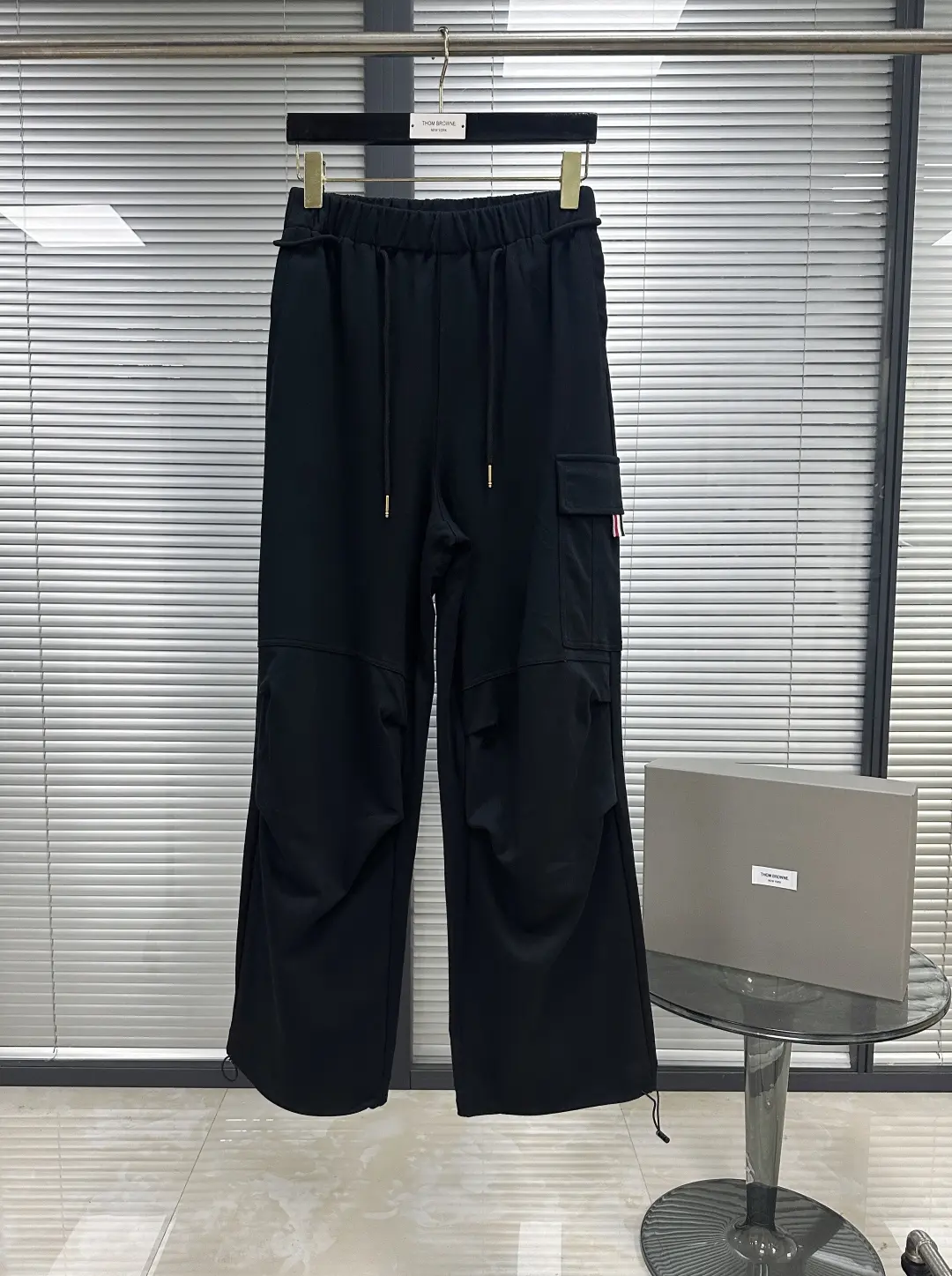 Quần Thom Browne