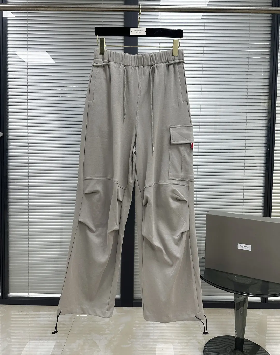 Quần Thom Browne