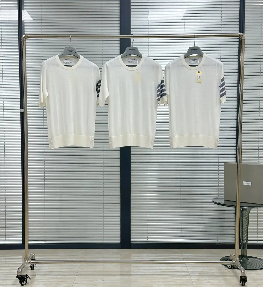 Áo Thom Browne