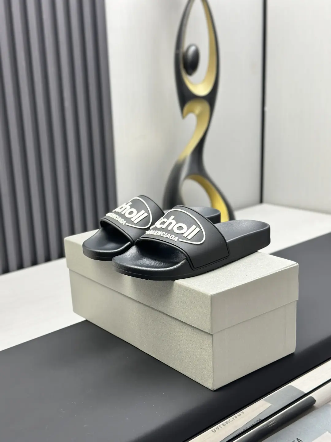 Dép Balenciaga