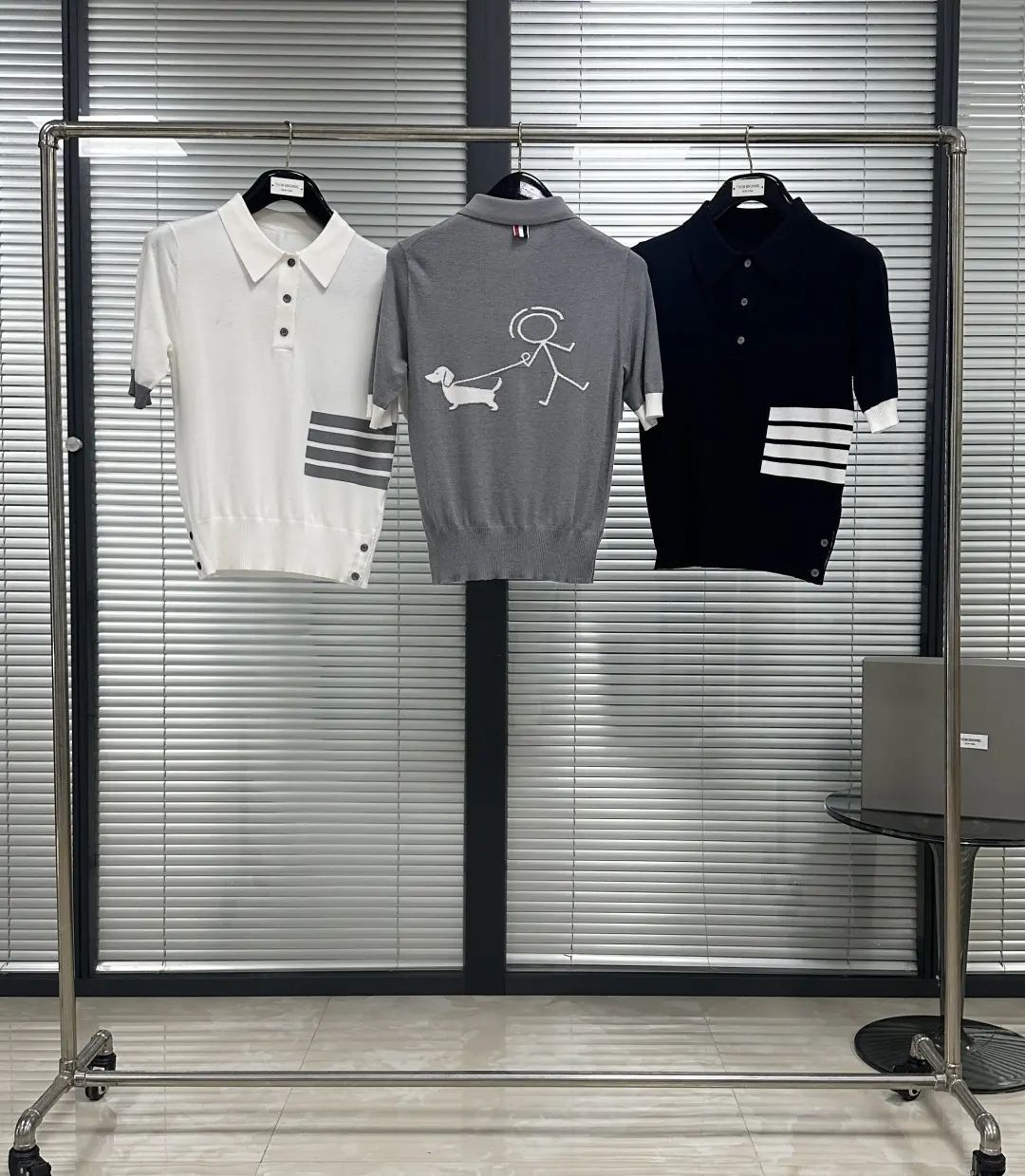 Áo Thom Browne