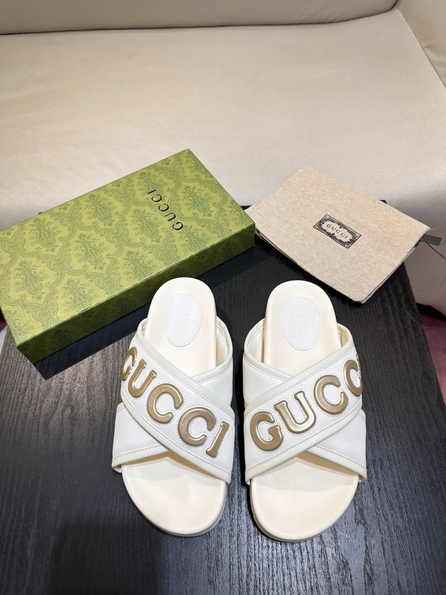 Dép Gucci