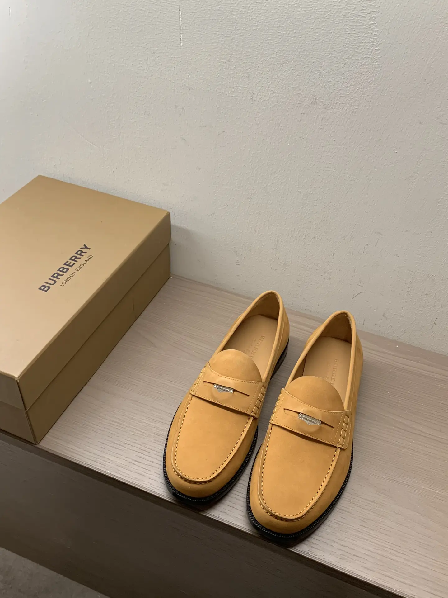 Giày Nam Burberry