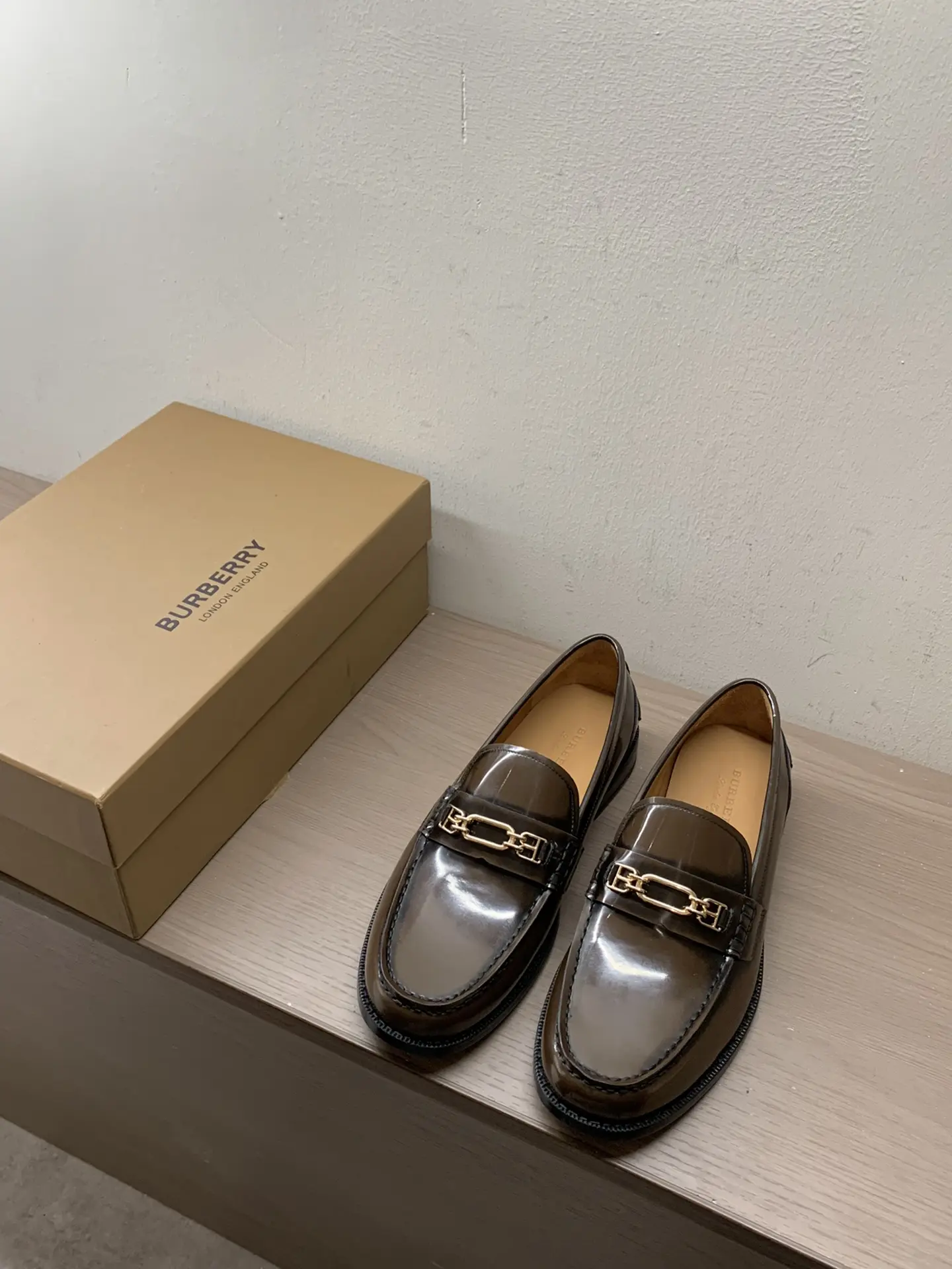 Giày Nam Burberry