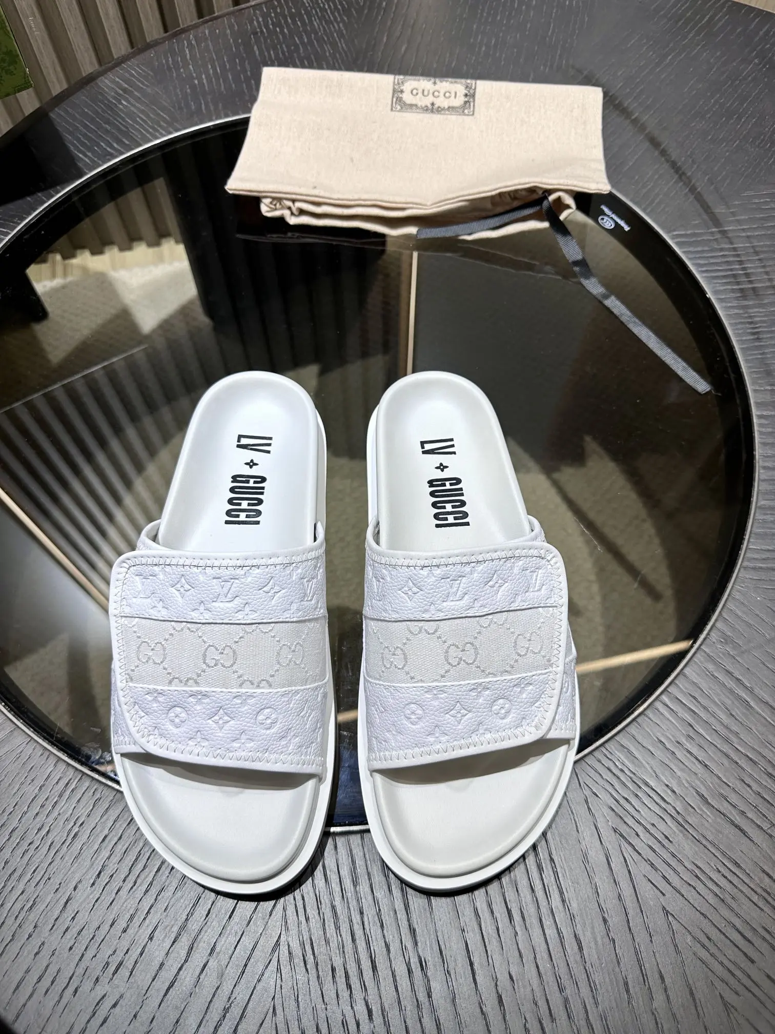 Dép Gucci