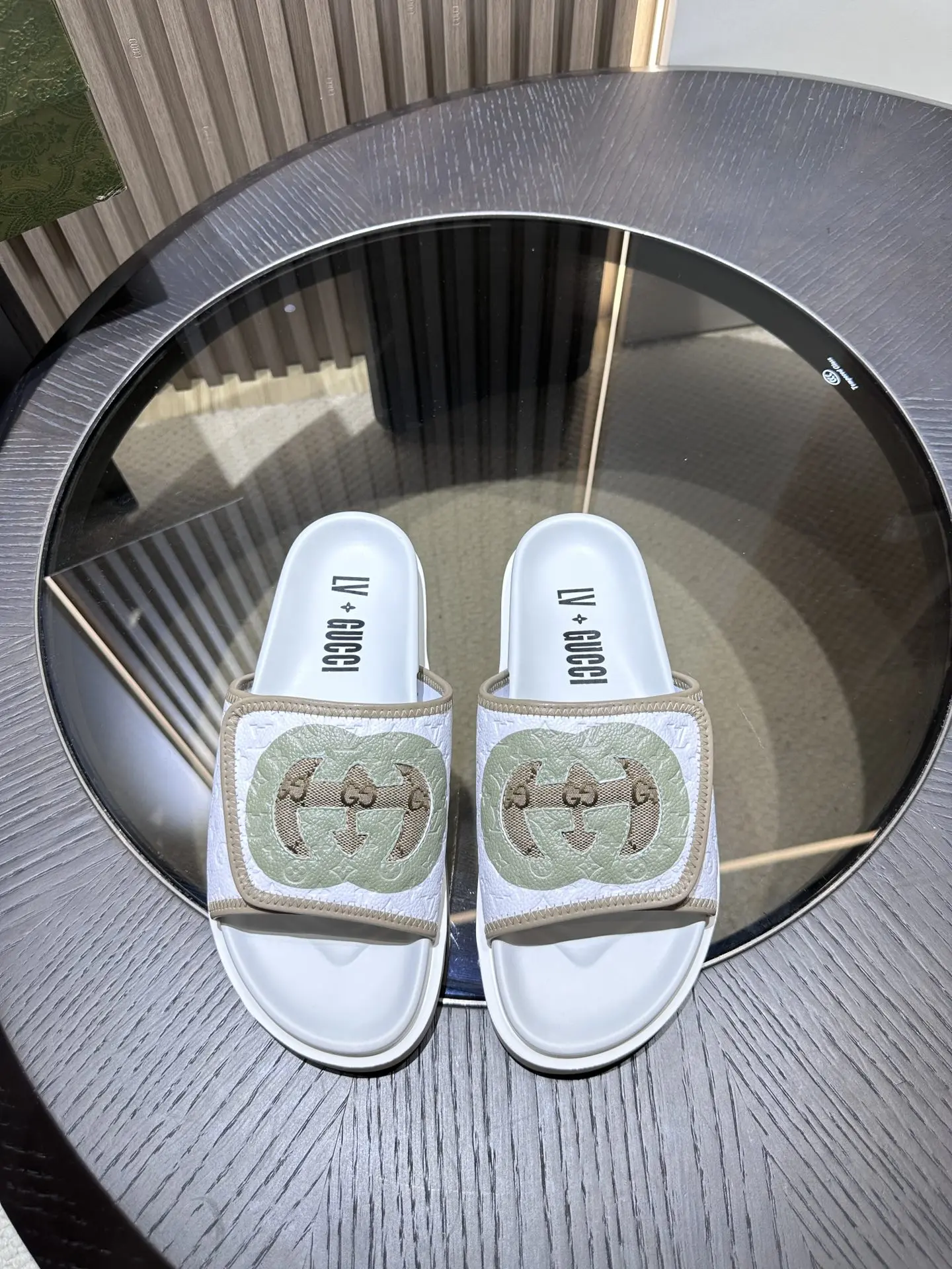 Dép Gucci