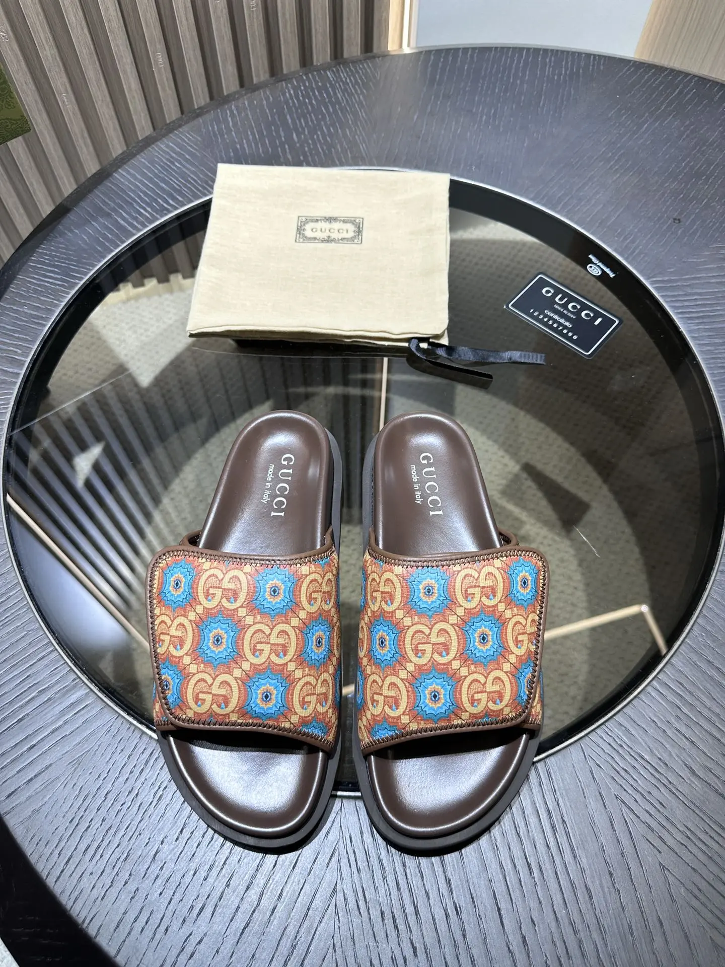 Dép Gucci