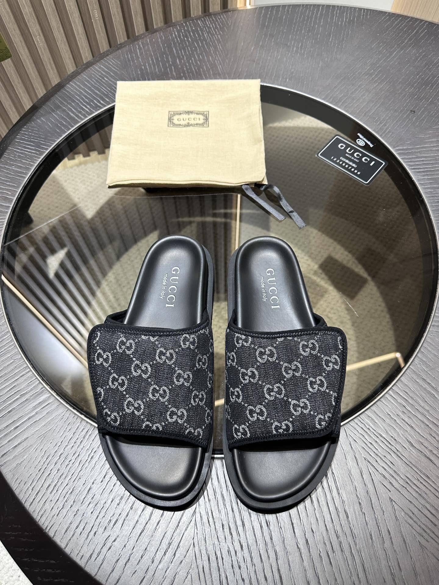 Dép Gucci