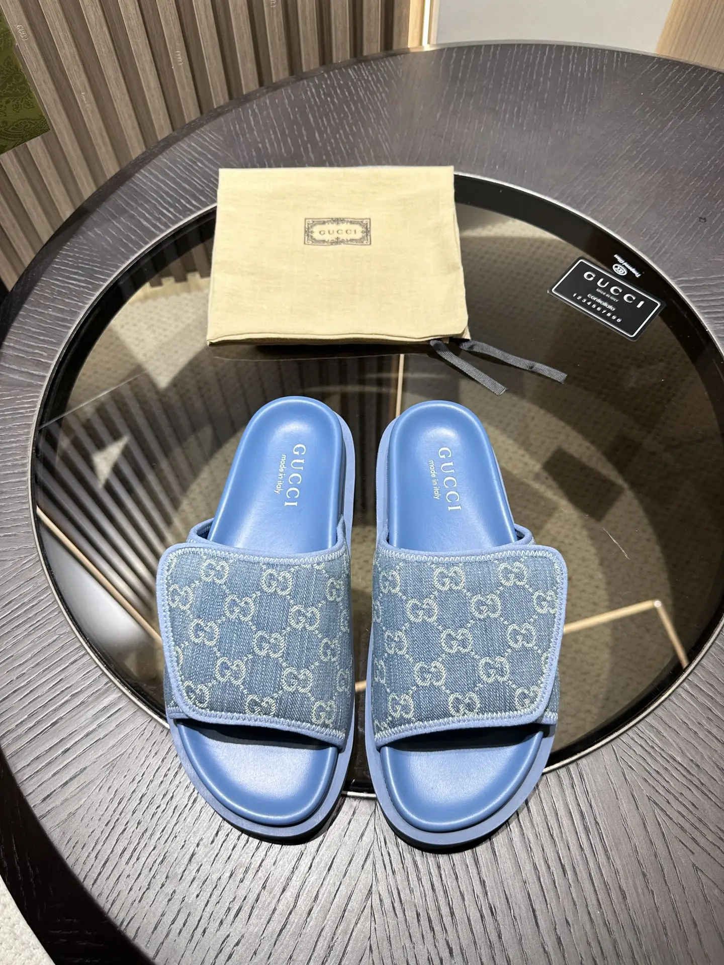Dép Gucci