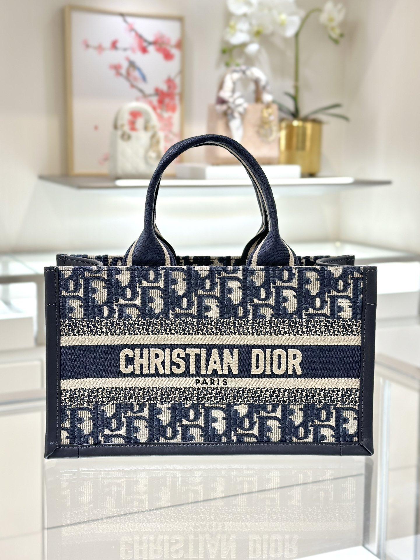 Book Tote