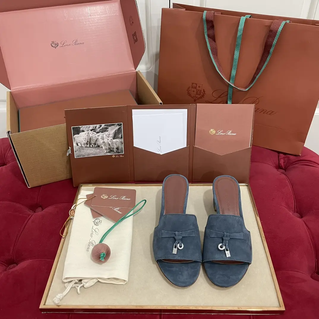 Dép Nữ Loro Piana