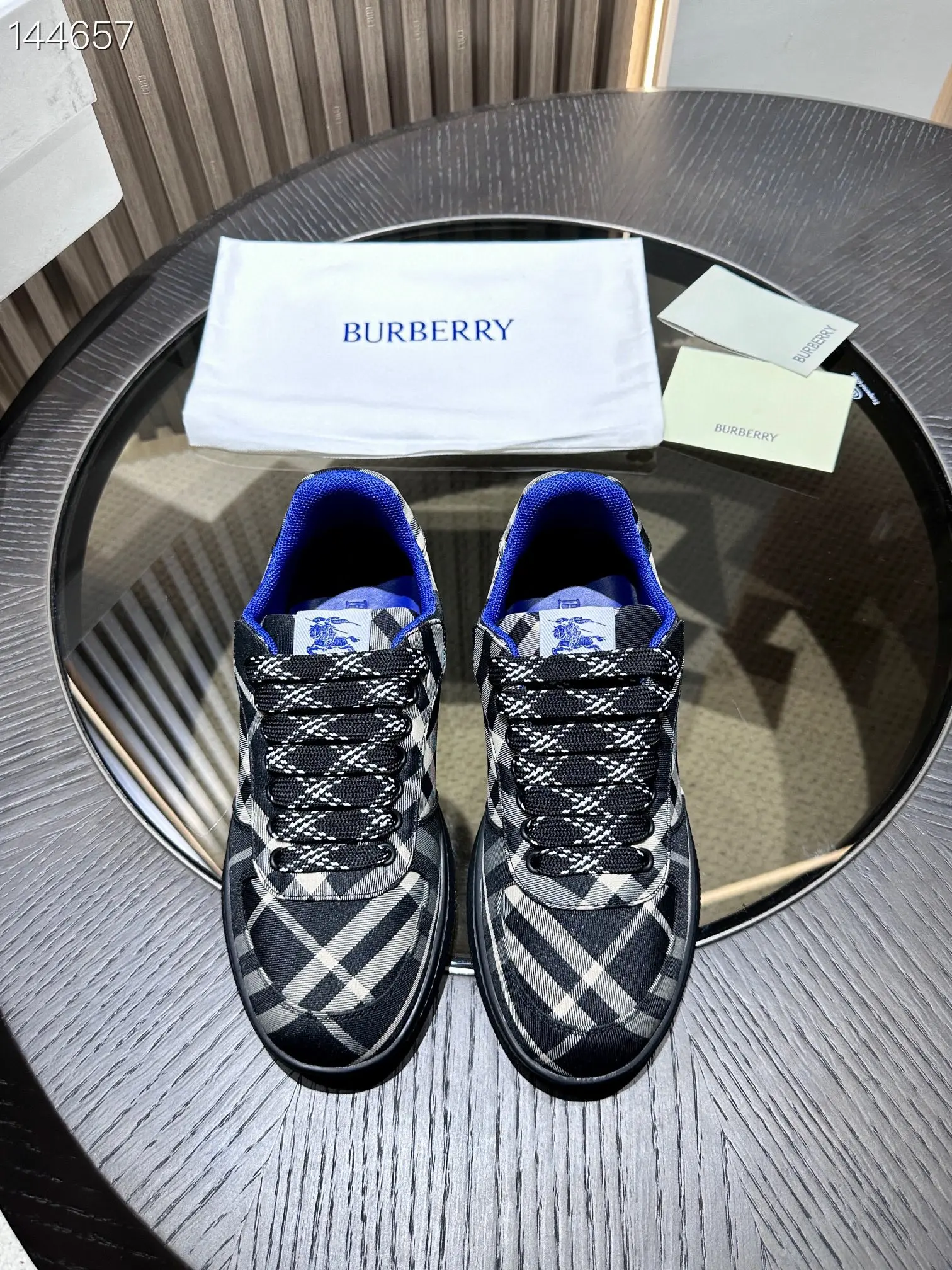 Giày Nam Burberry