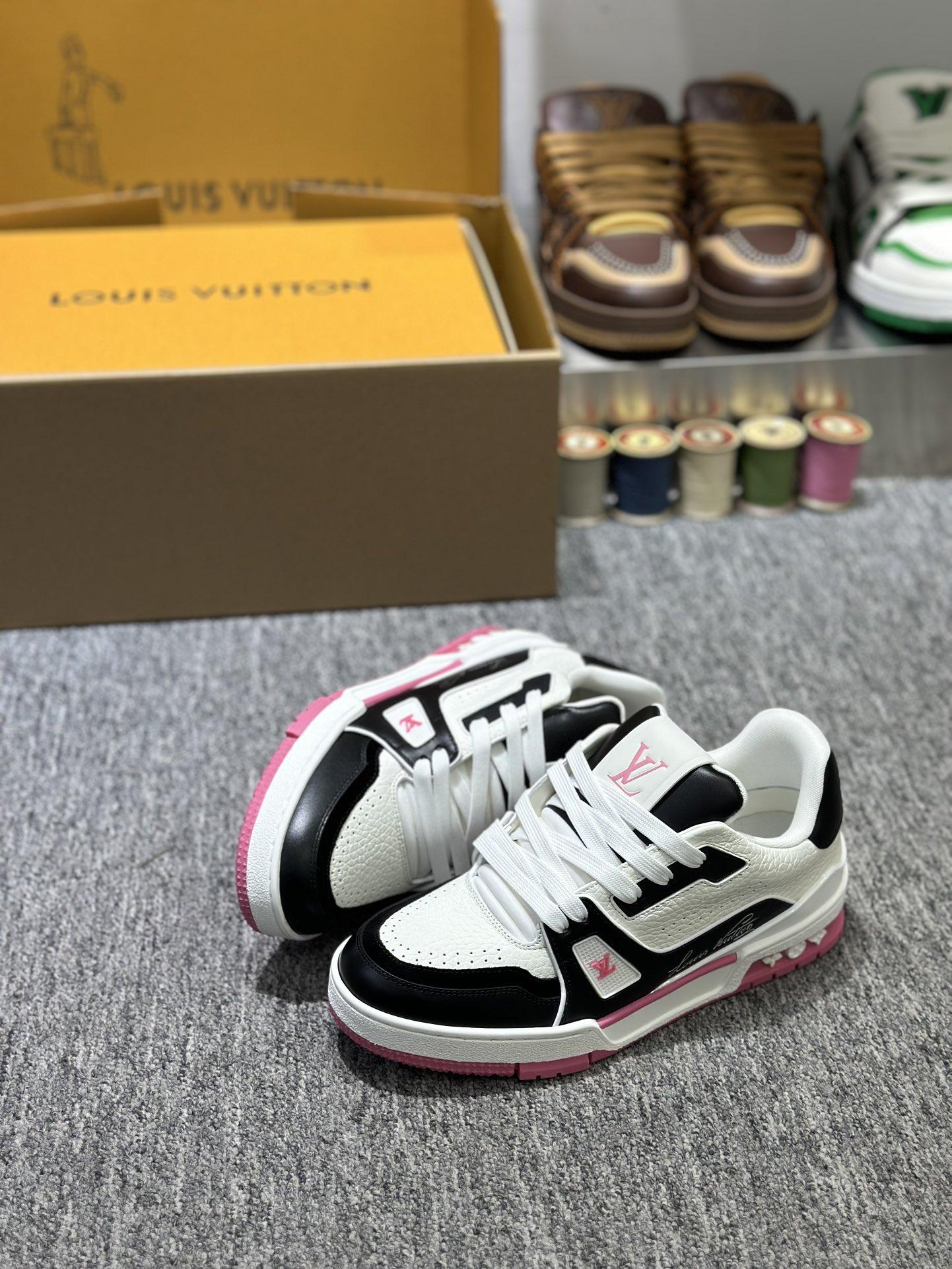 Giày LV Trainer