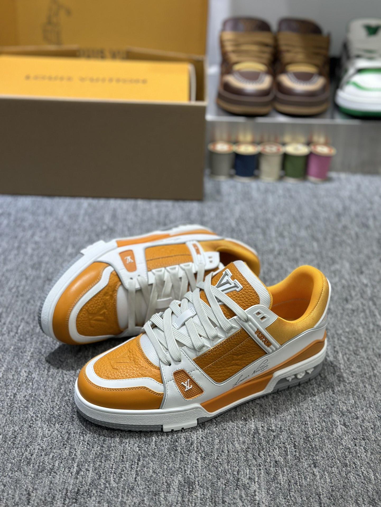Giày LV Trainer