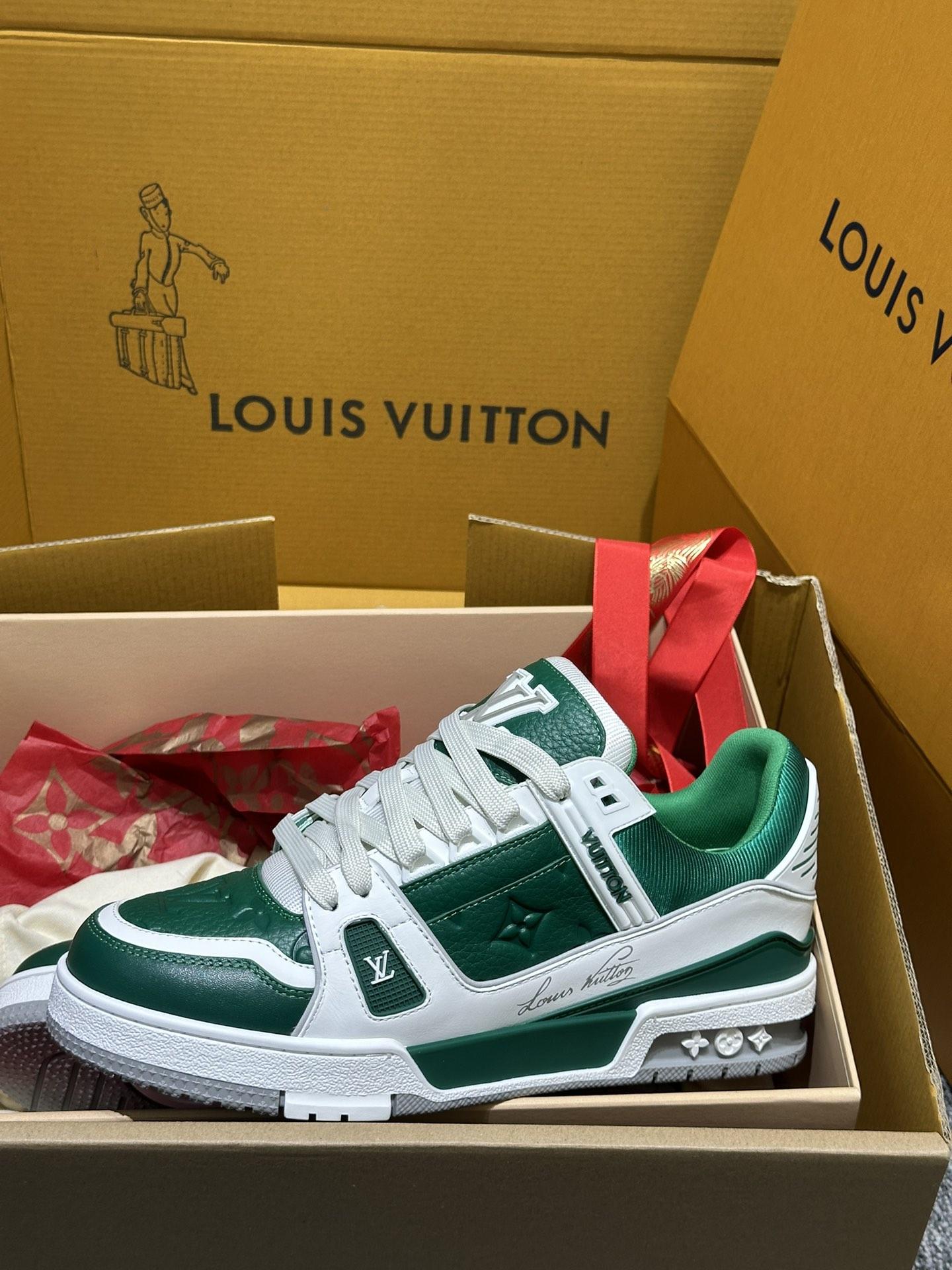 Giày LV Trainer