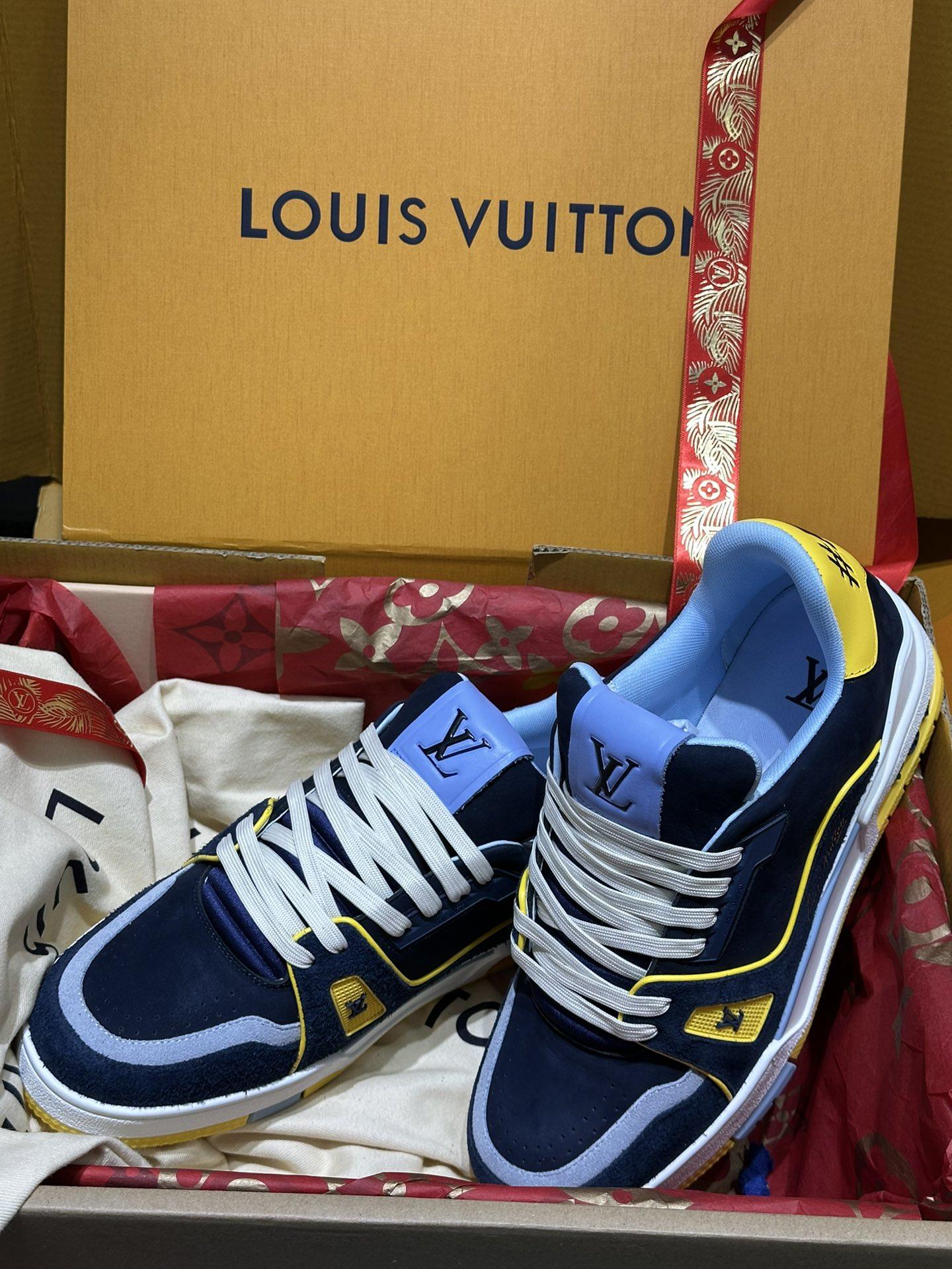 Giày LV Trainer