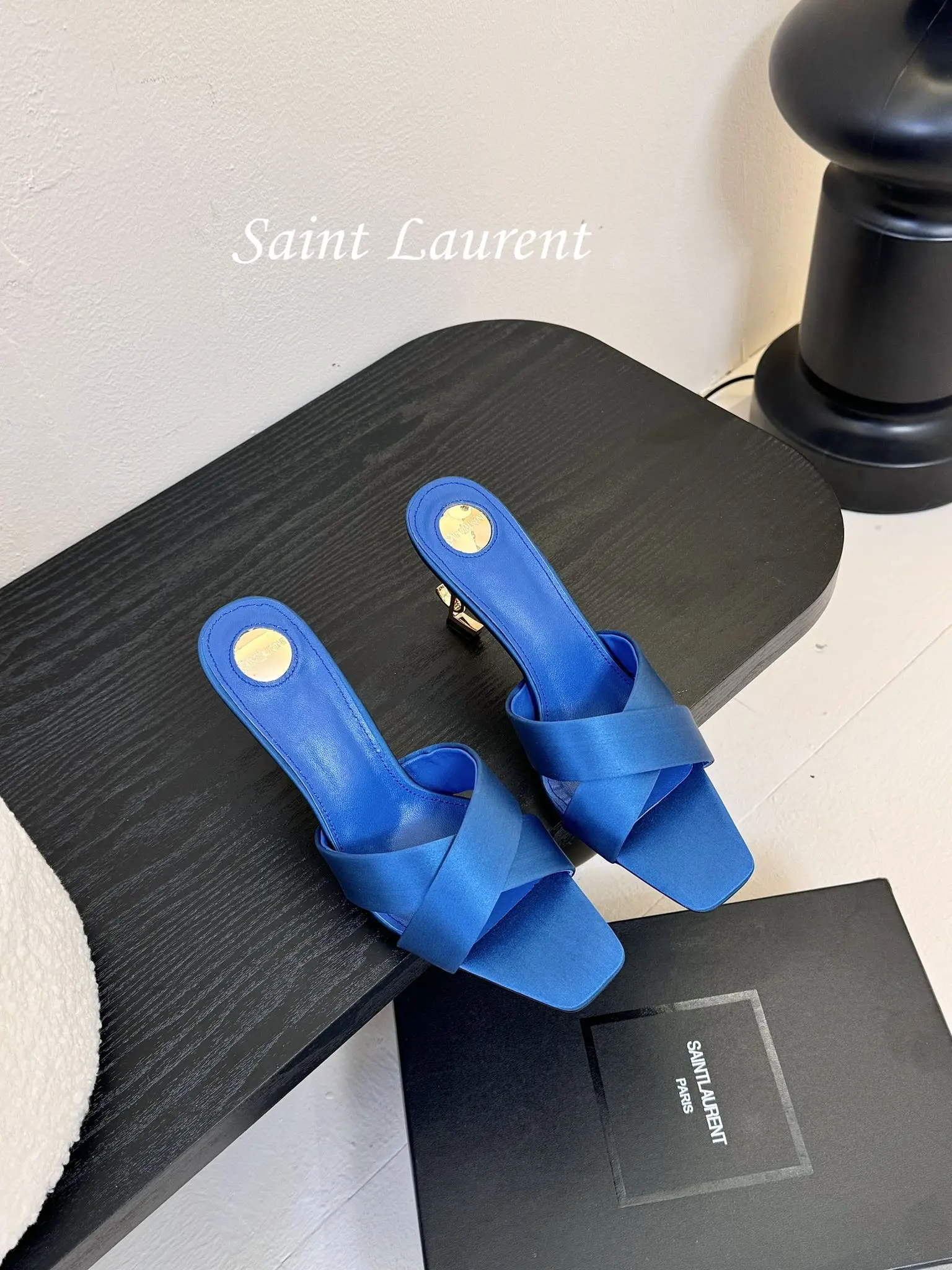 Dép Nữ YSL