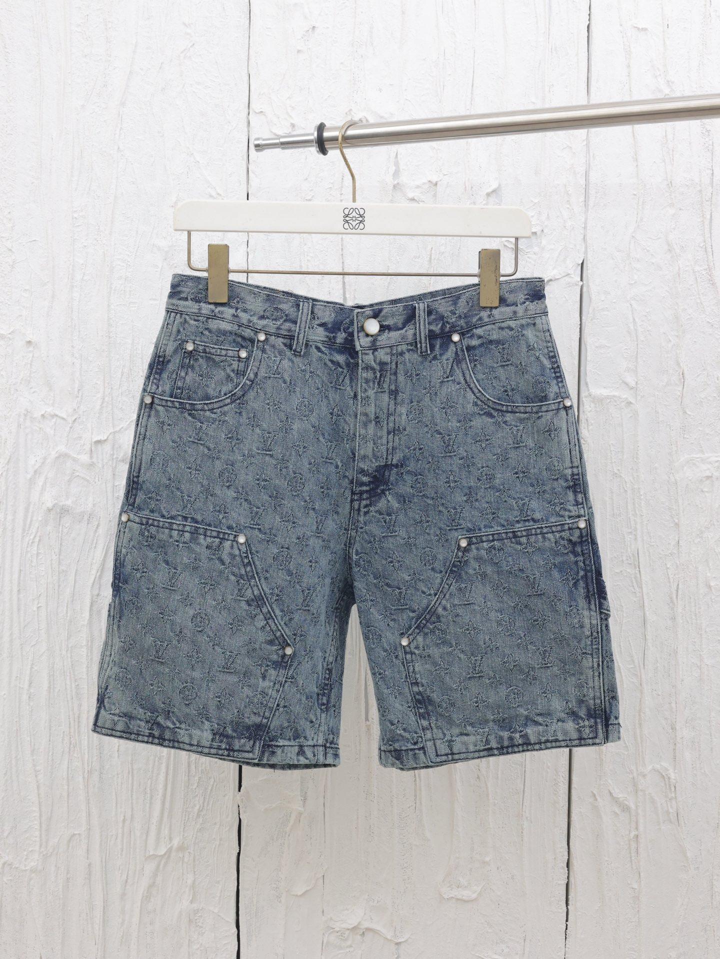 Quần LouisVuitton