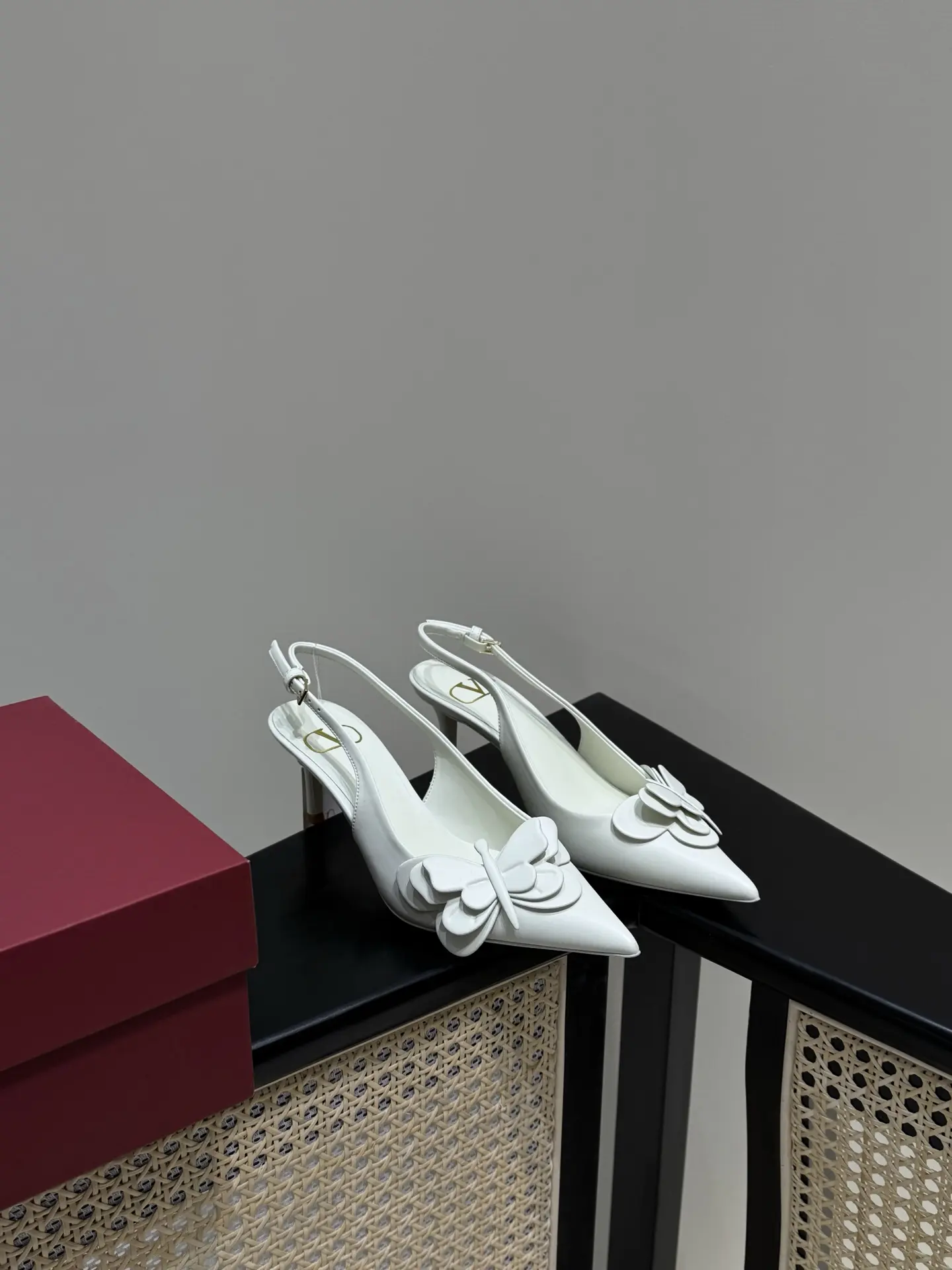 Giày Nữ Valentino