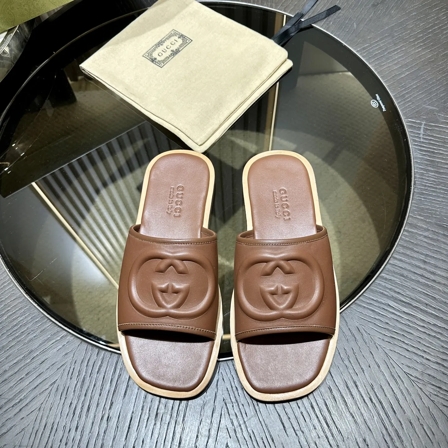 Dép Gucci