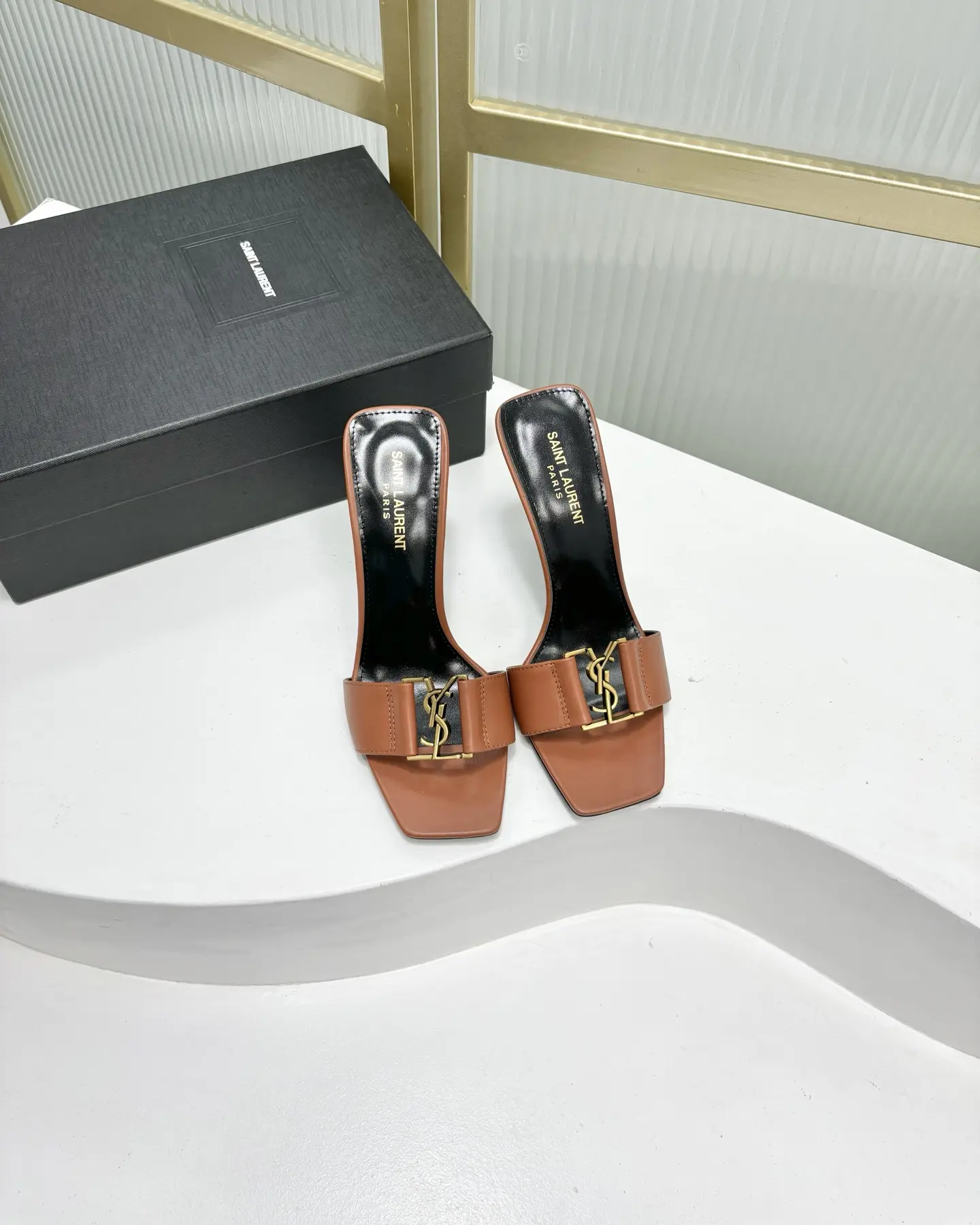 Dép Nữ YSL