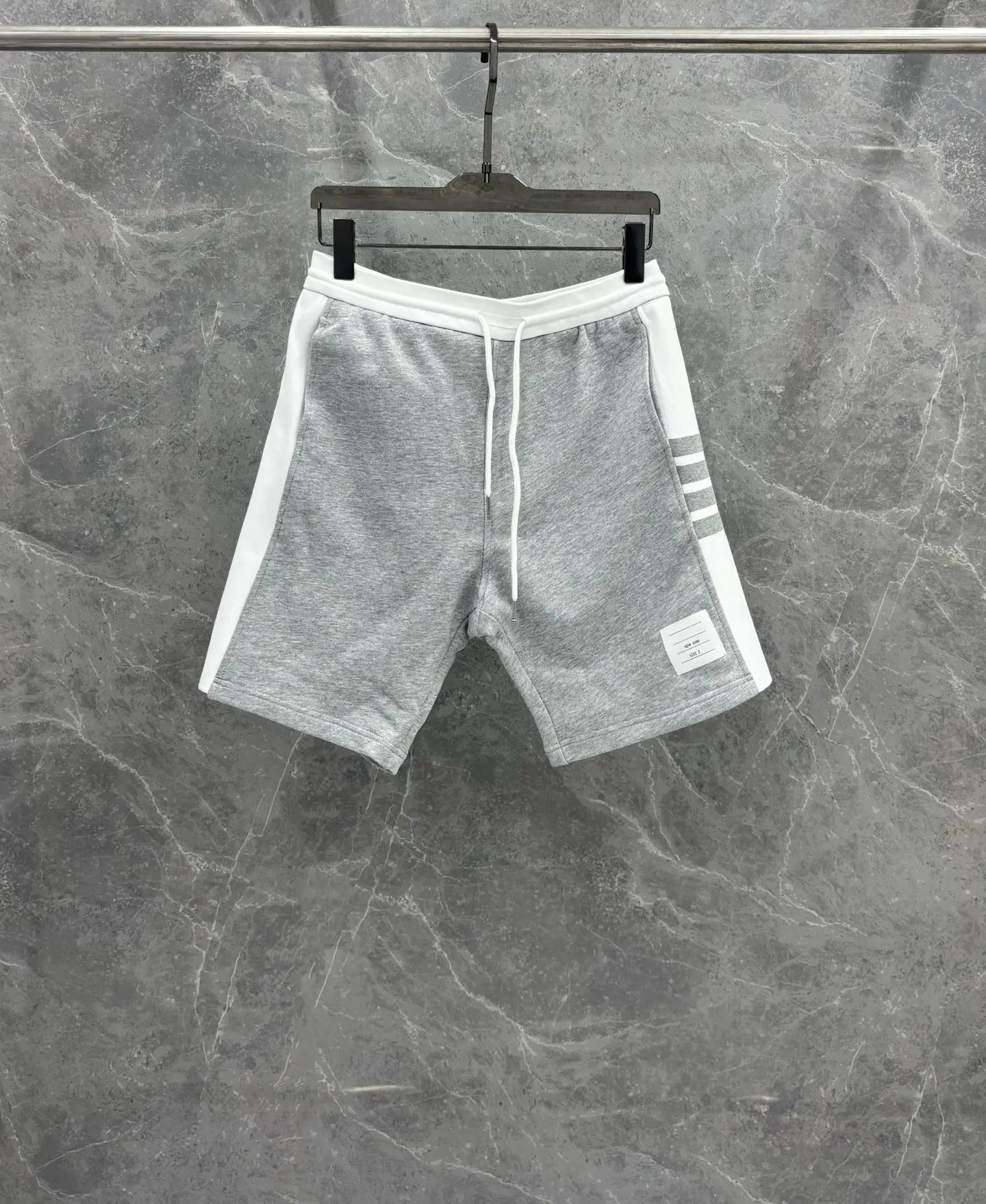 Quần Thom Browne