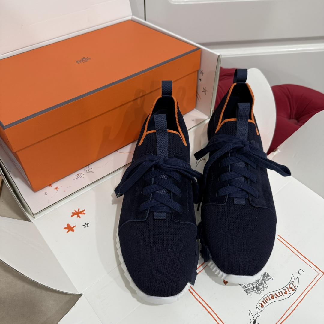 Bouncing sneaker