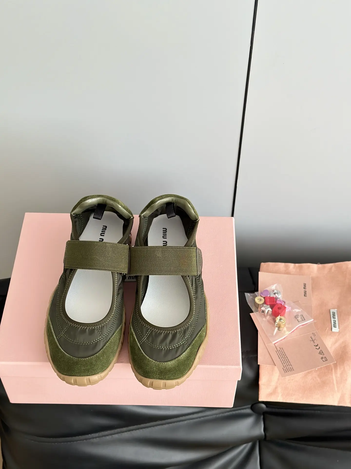 Giày Miumiu