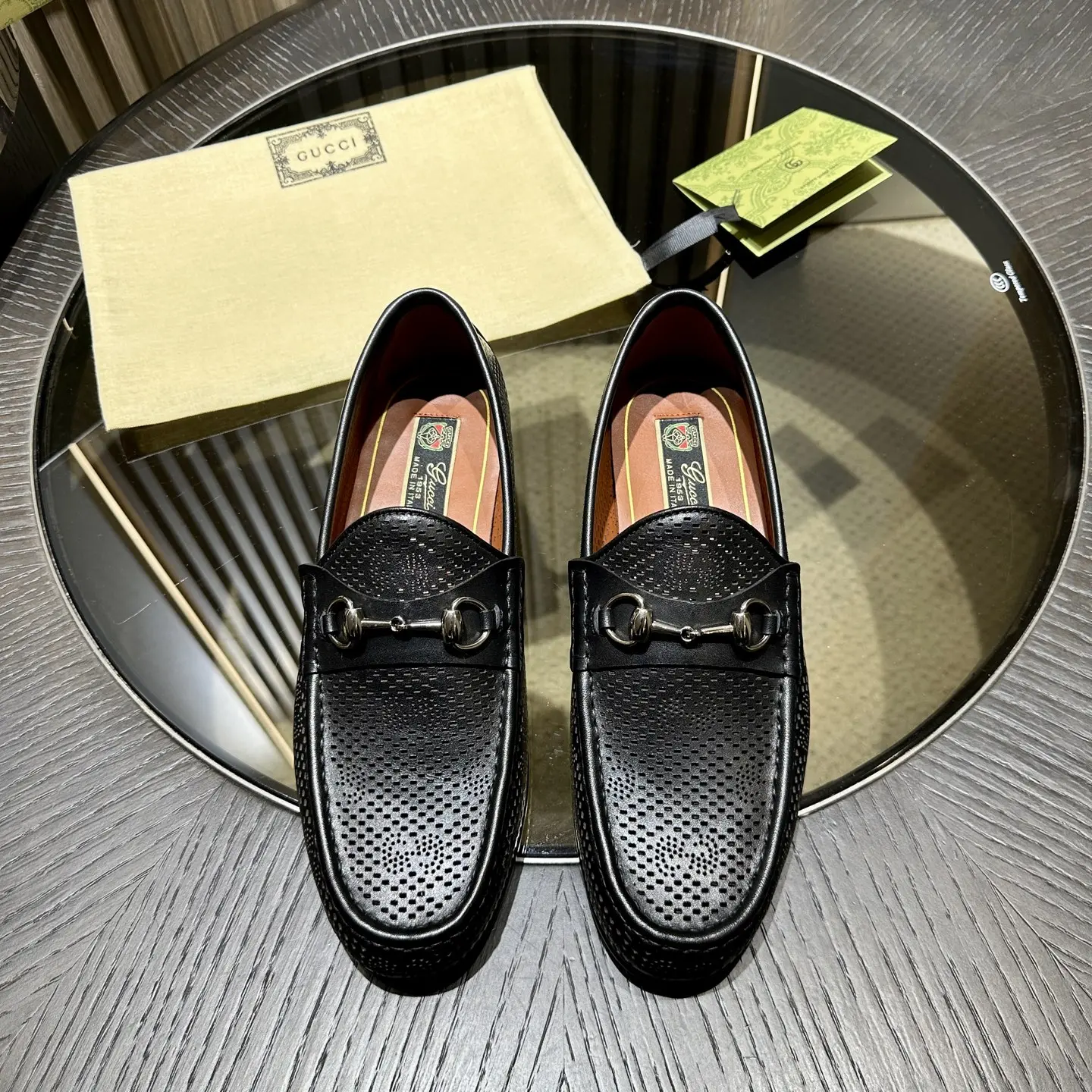 Giày Gucci