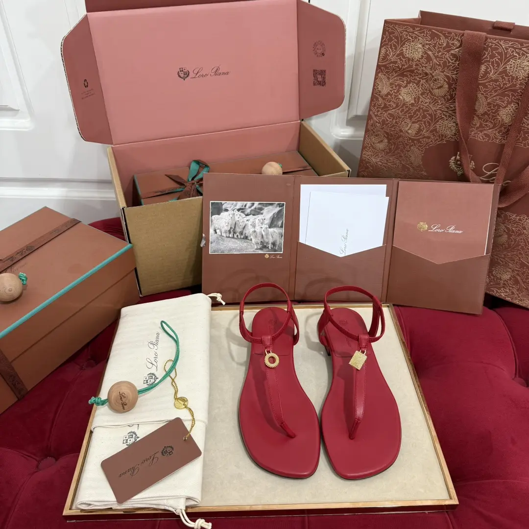 Dép Nữ Loro Piana