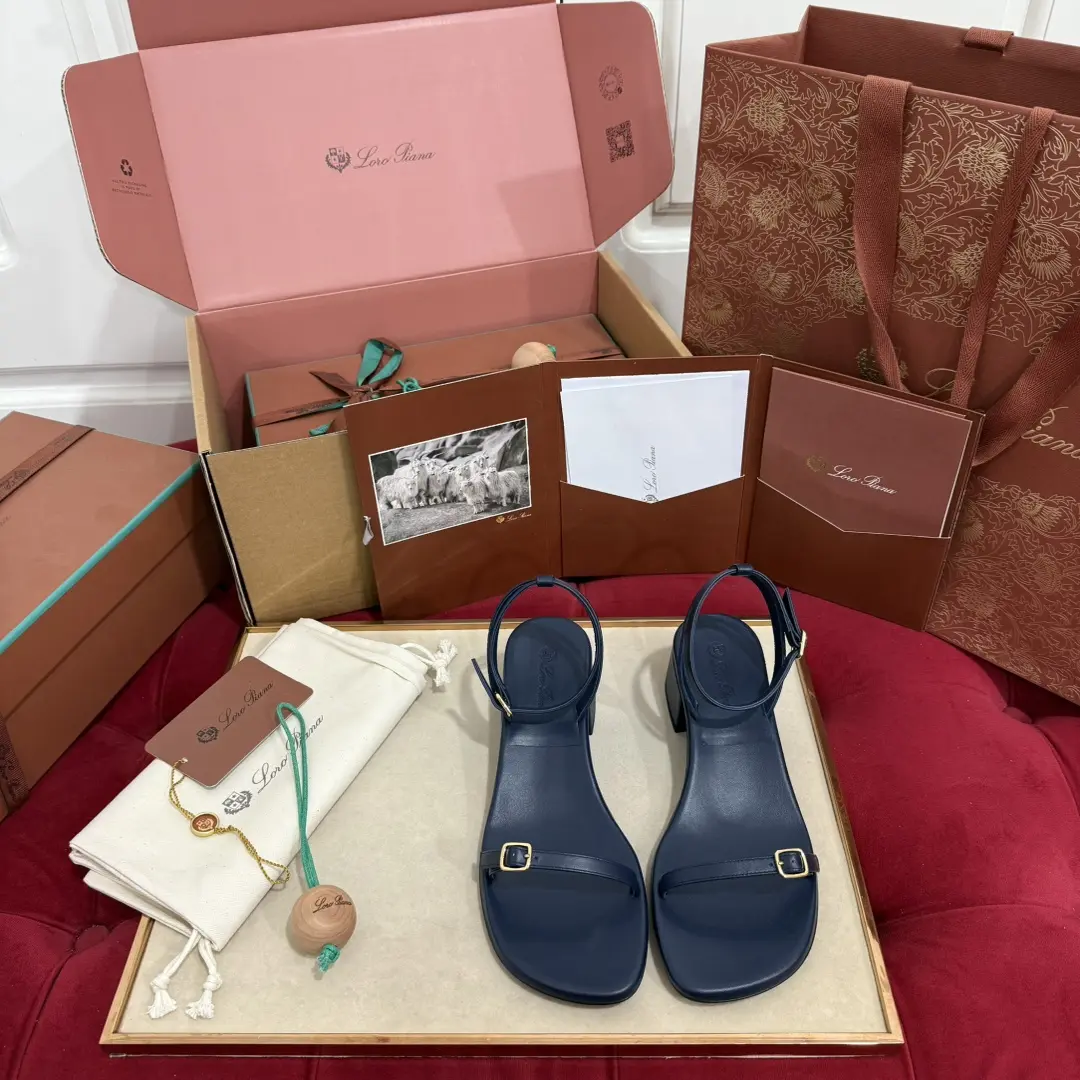 Dép Nữ Loro Piana