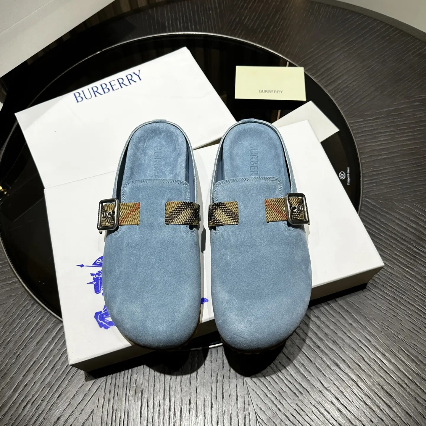 Dép Nam Burberry