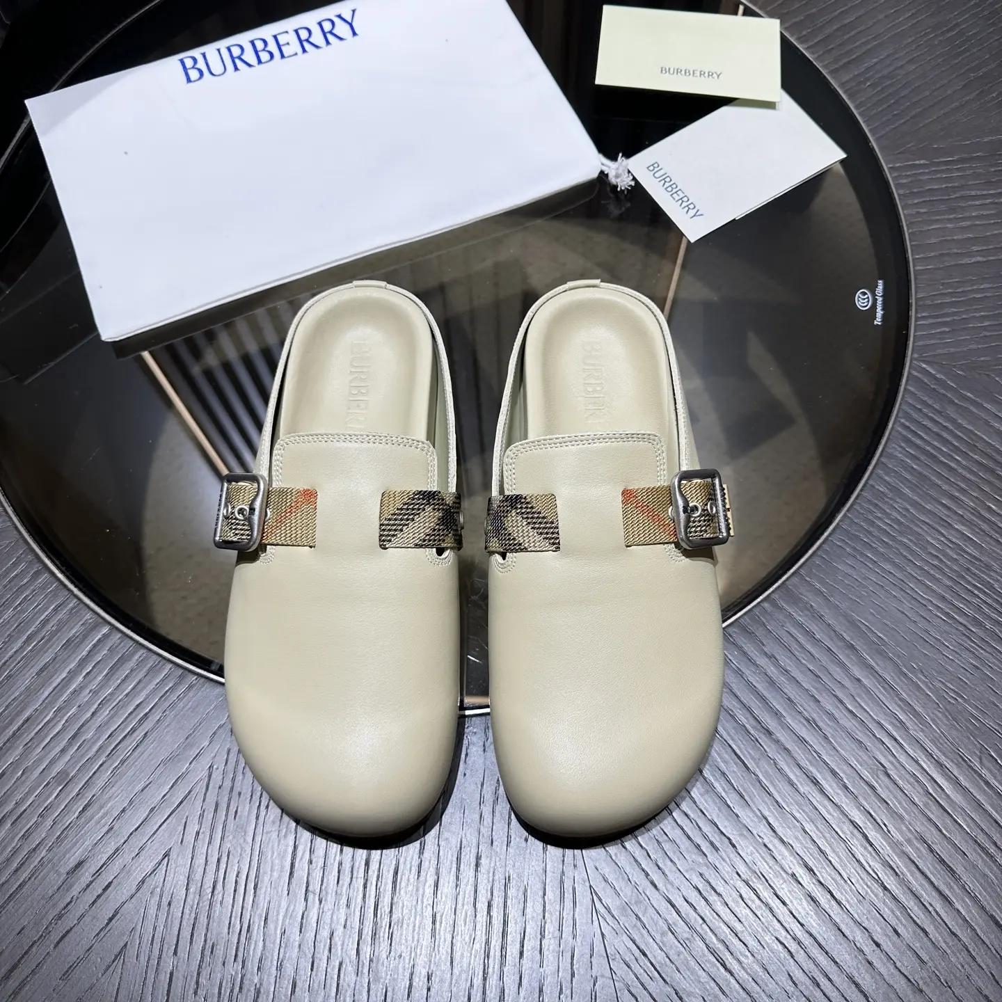 Dép Nam Burberry