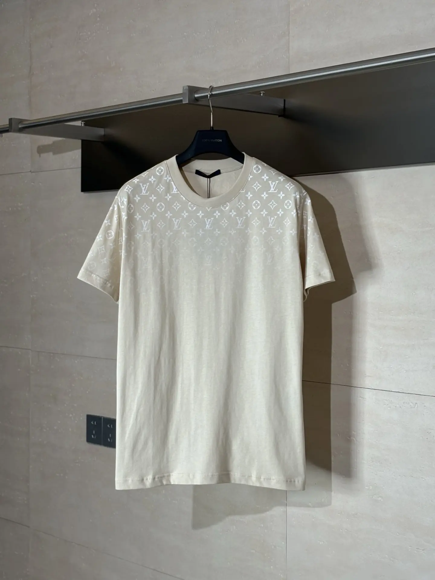 Áo Phông LouisVuitton