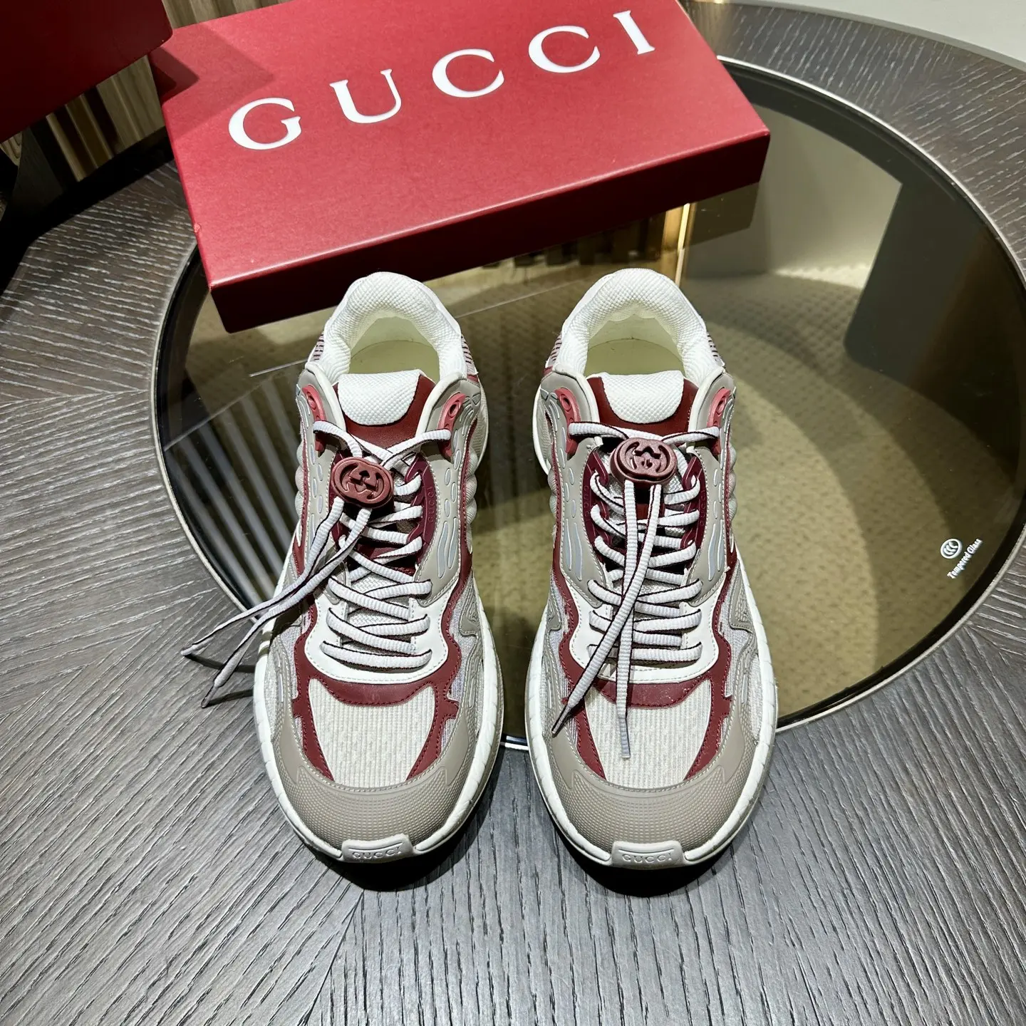 Giày Gucci