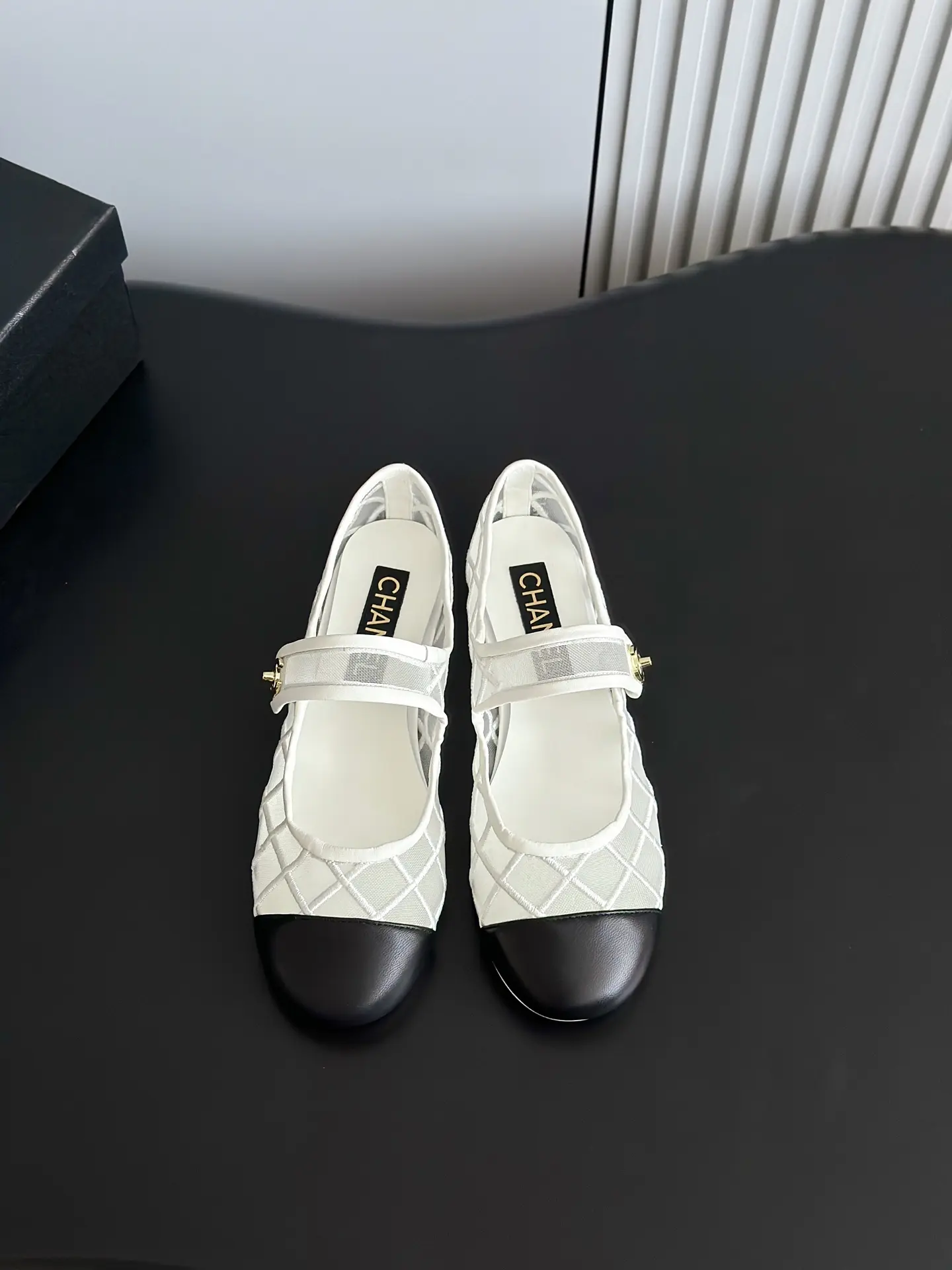 Giày Chanel