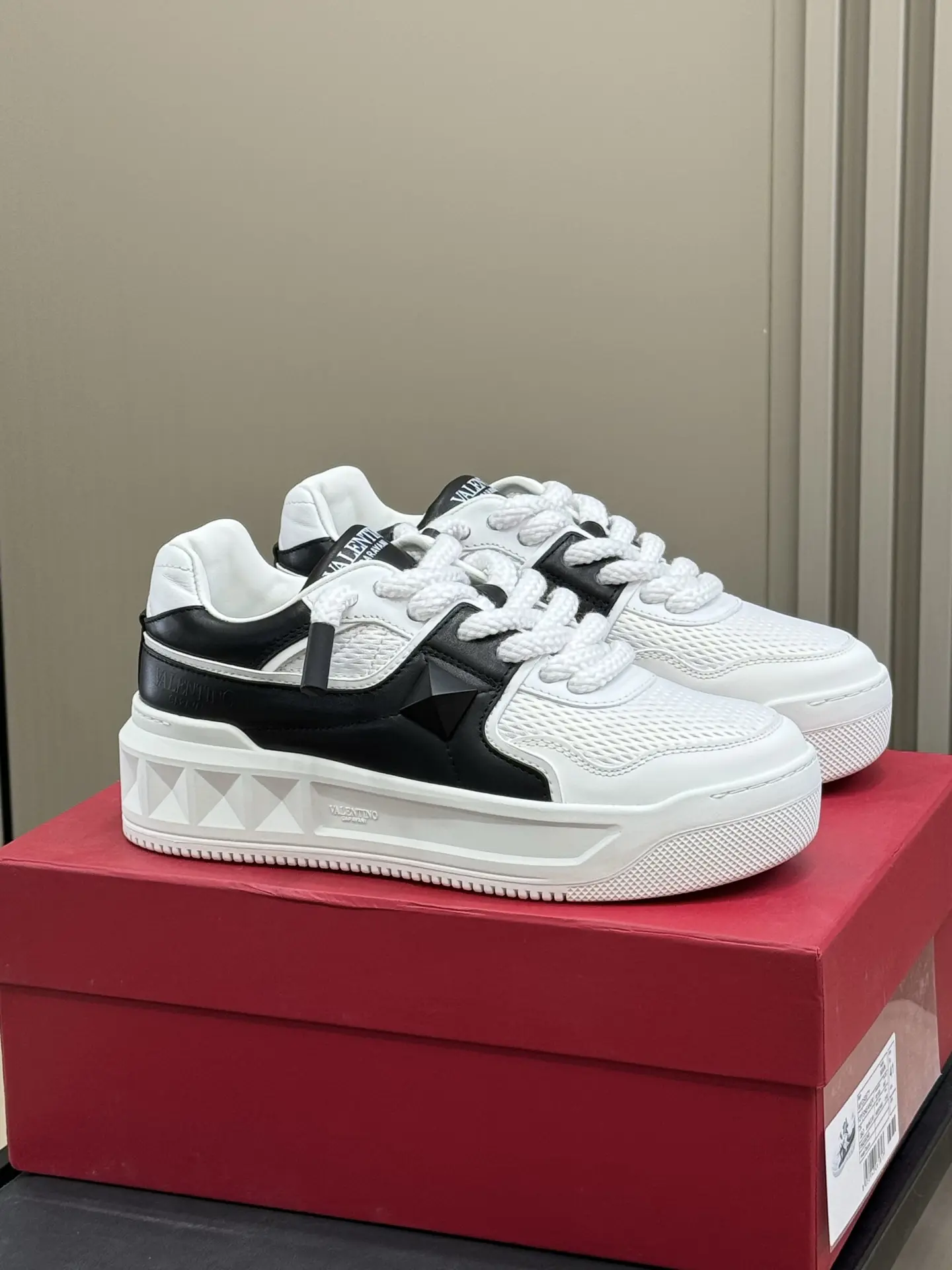 Giày Nữ Valentino
