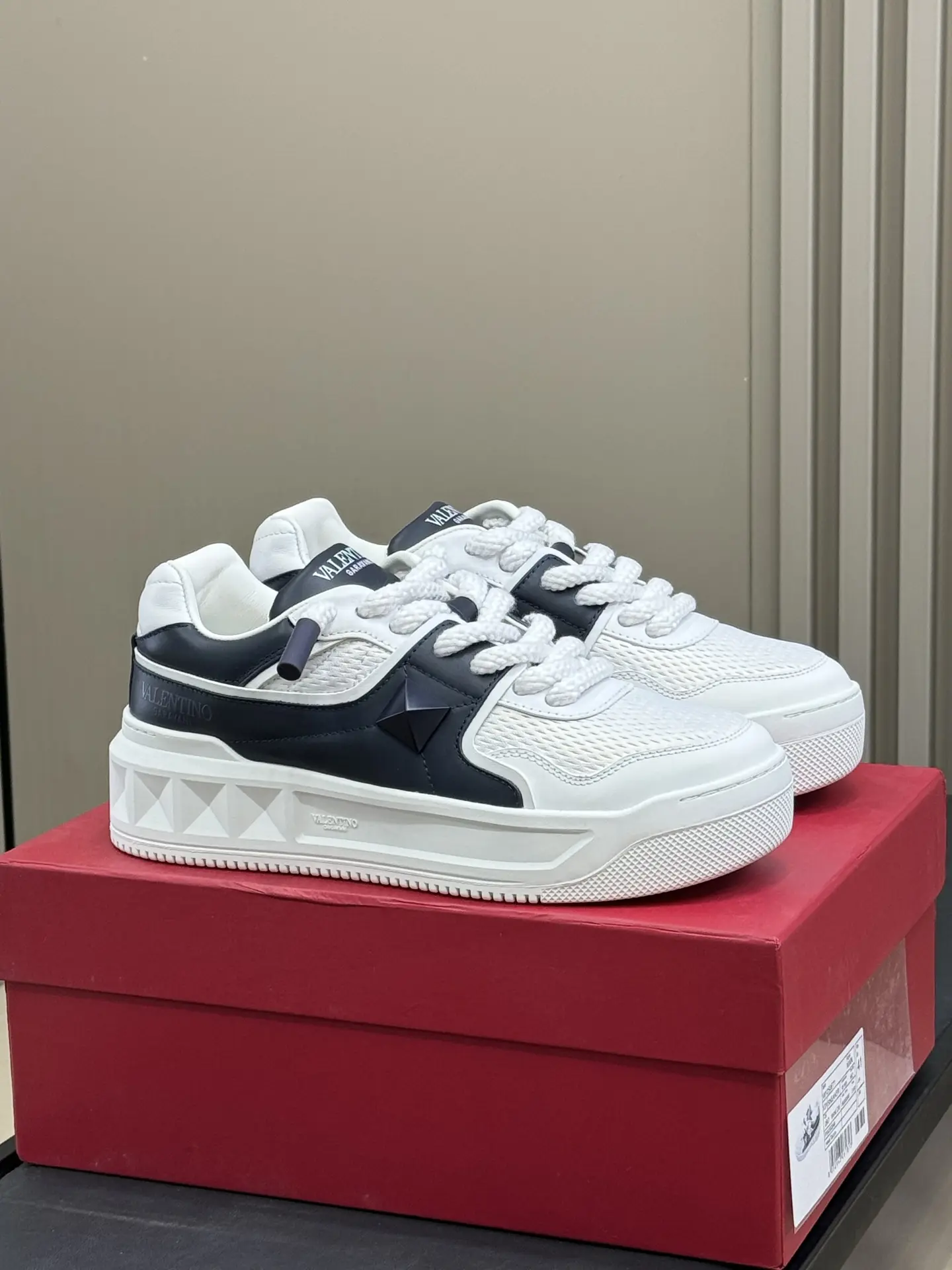 Giày Nữ Valentino