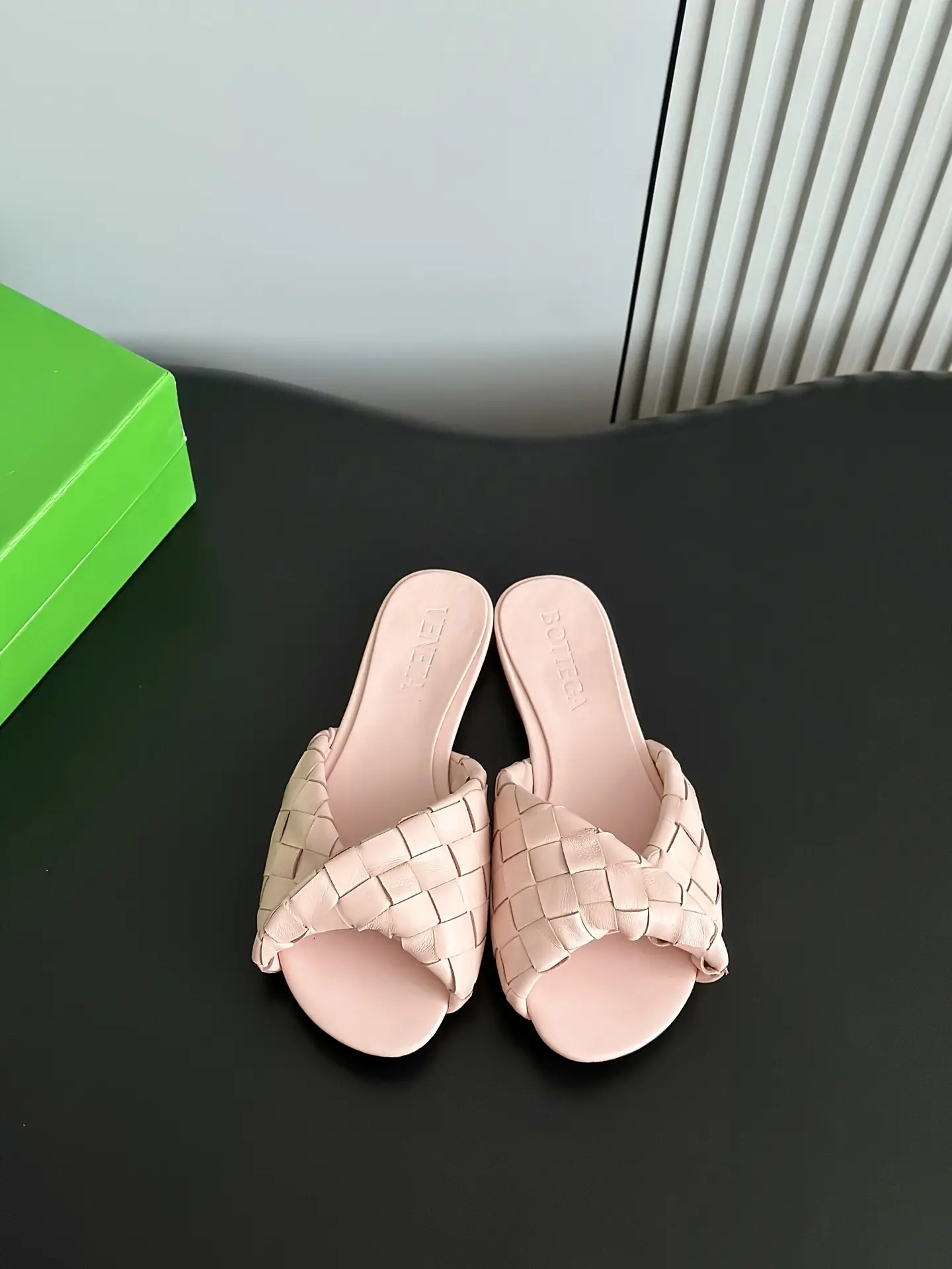 Dép Nữ Bottega Veneta